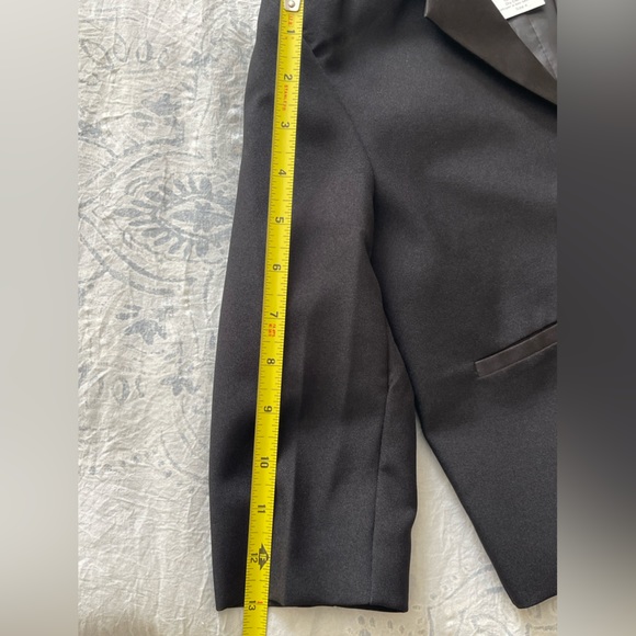 Peanut Butter Black Tuxedo size 4T - Picture 3 of 11